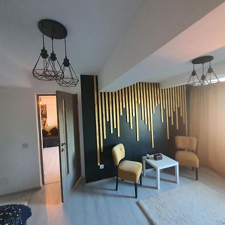 Gmg Residence Targoviste Luaran gambar