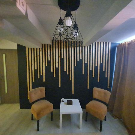 Gmg Residence Targoviste Luaran gambar