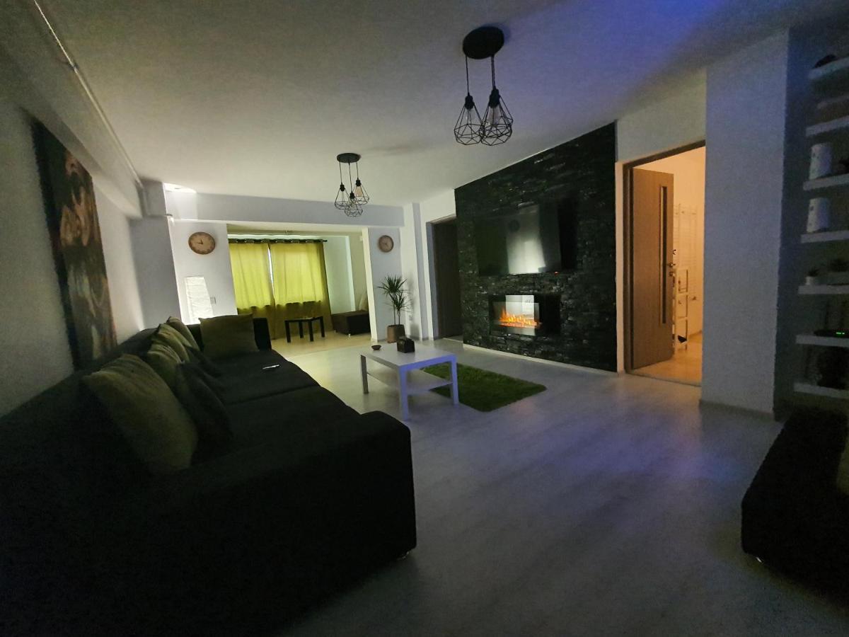 Gmg Residence Targoviste Luaran gambar